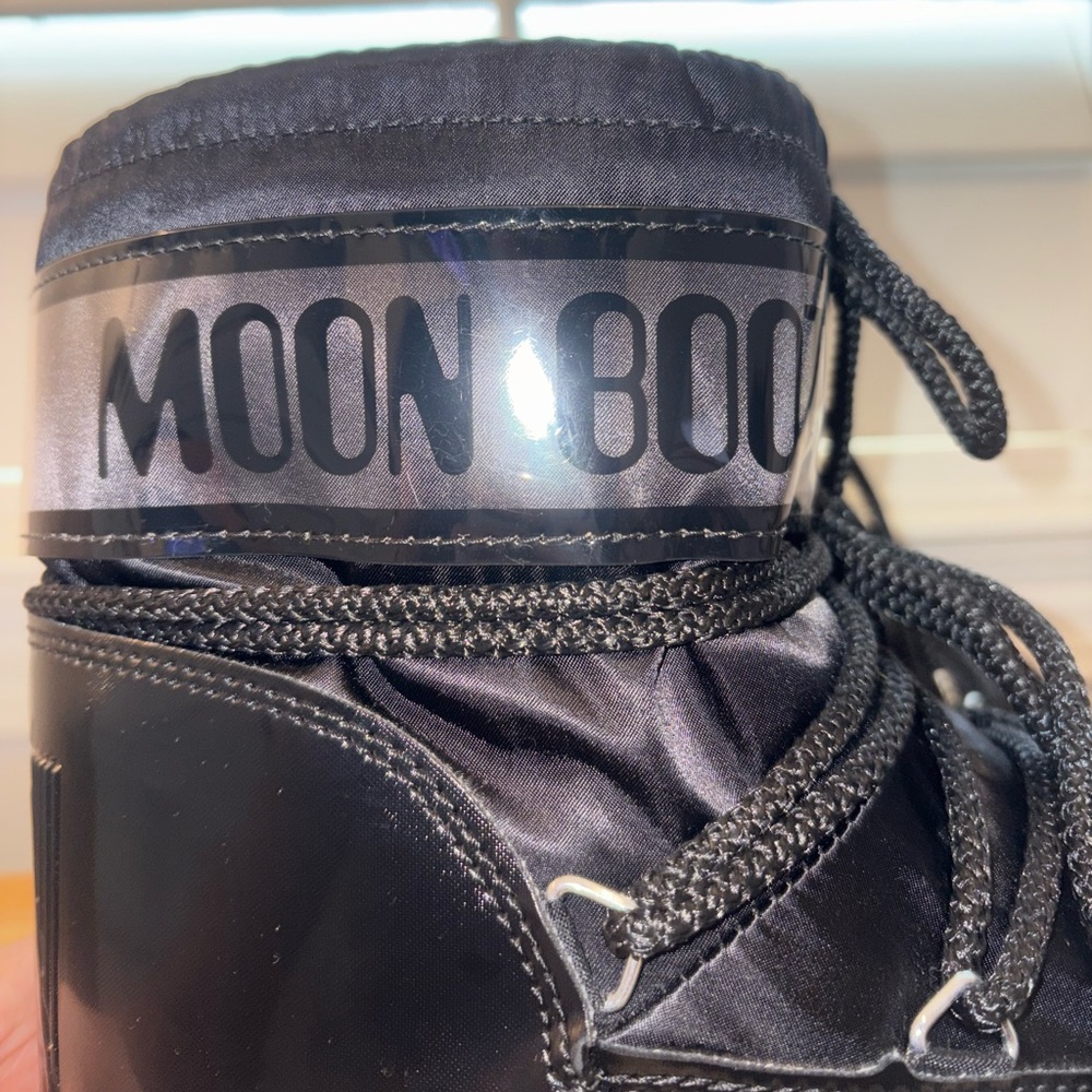 Moon Boot ICON LOW GLANCE BLACK SATIN BOOTS - Picture 13 of 13